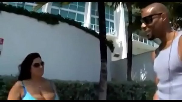 Sexy bbw latina fucked by black after jogging